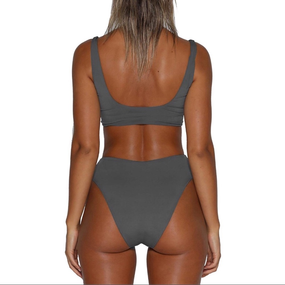 ✨NEW PRICE✨ zip crop bathing suit - Picture 3 of 3
